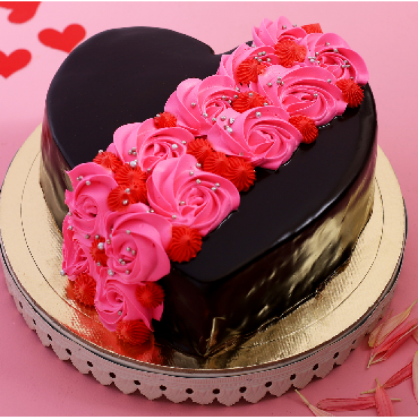Roses On Heart Designer Cake.